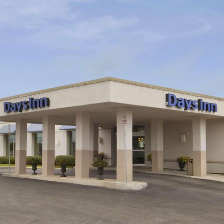 Days Inn By Wyndham Londra Dış mekan fotoğraf