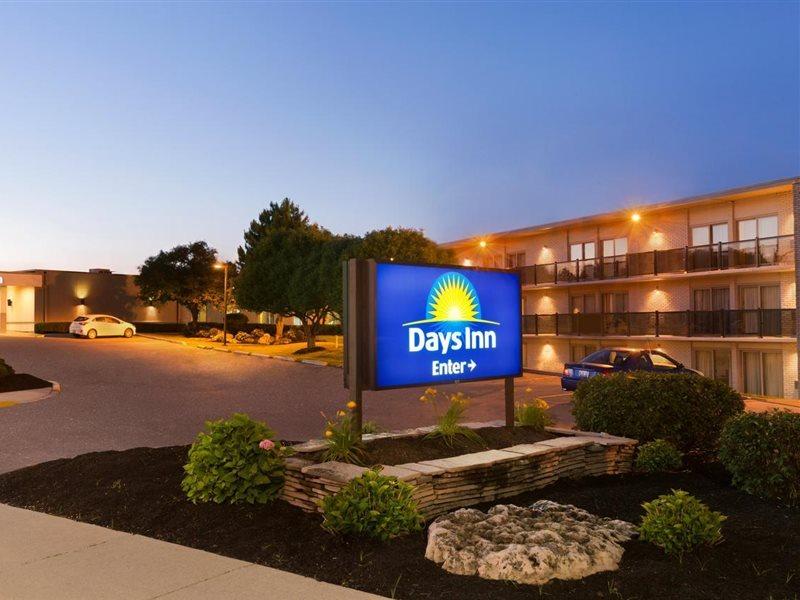 Days Inn By Wyndham Londra Dış mekan fotoğraf