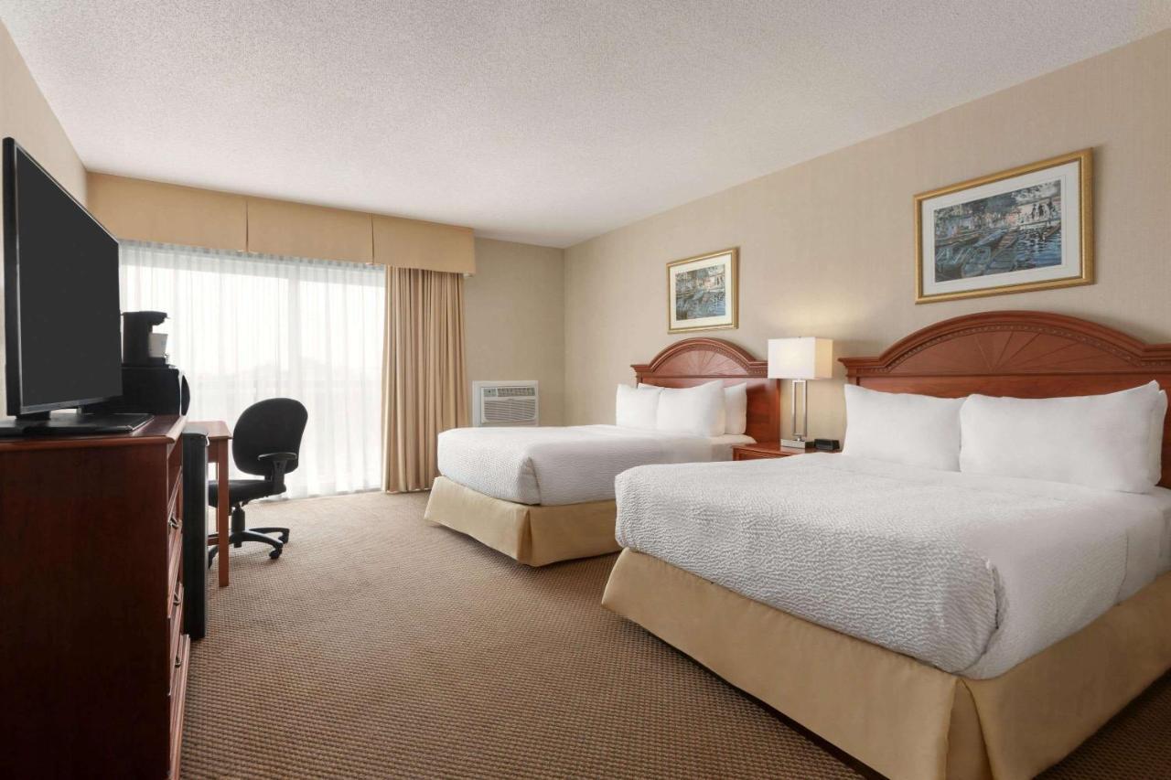 Days Inn By Wyndham Londra Dış mekan fotoğraf