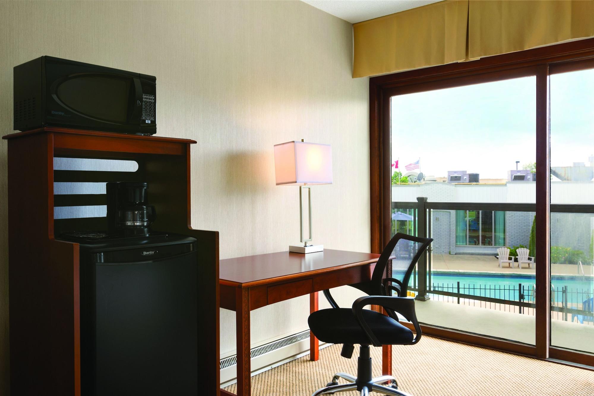 Days Inn By Wyndham Londra Dış mekan fotoğraf