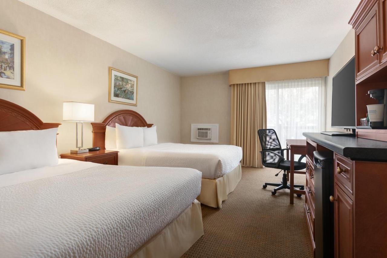 Days Inn By Wyndham Londra Dış mekan fotoğraf